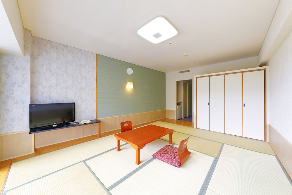 大江戸温泉物語 ホテルレオマの森 高松