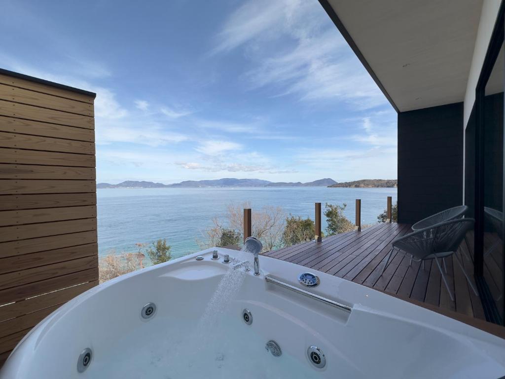 SETO CLAS AJI THE SEASIDE HILLS RESORT 高松