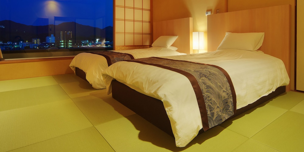 城西館 高知