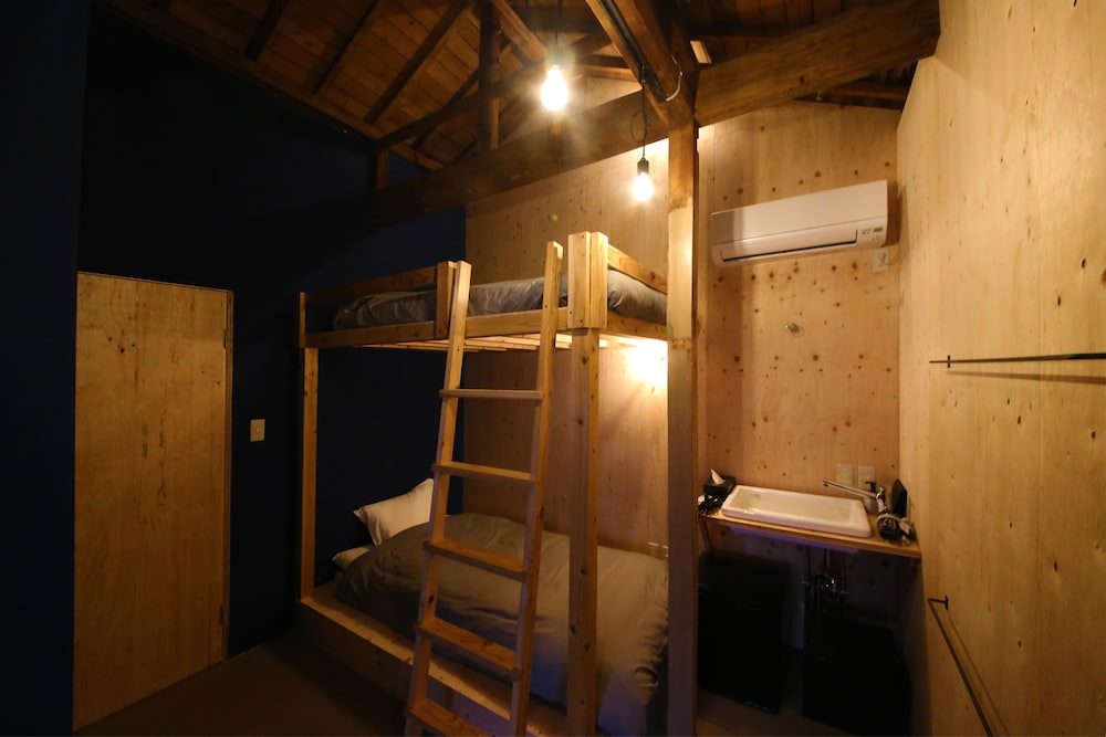 TOMARIGI HOSTEL SHU 高知
