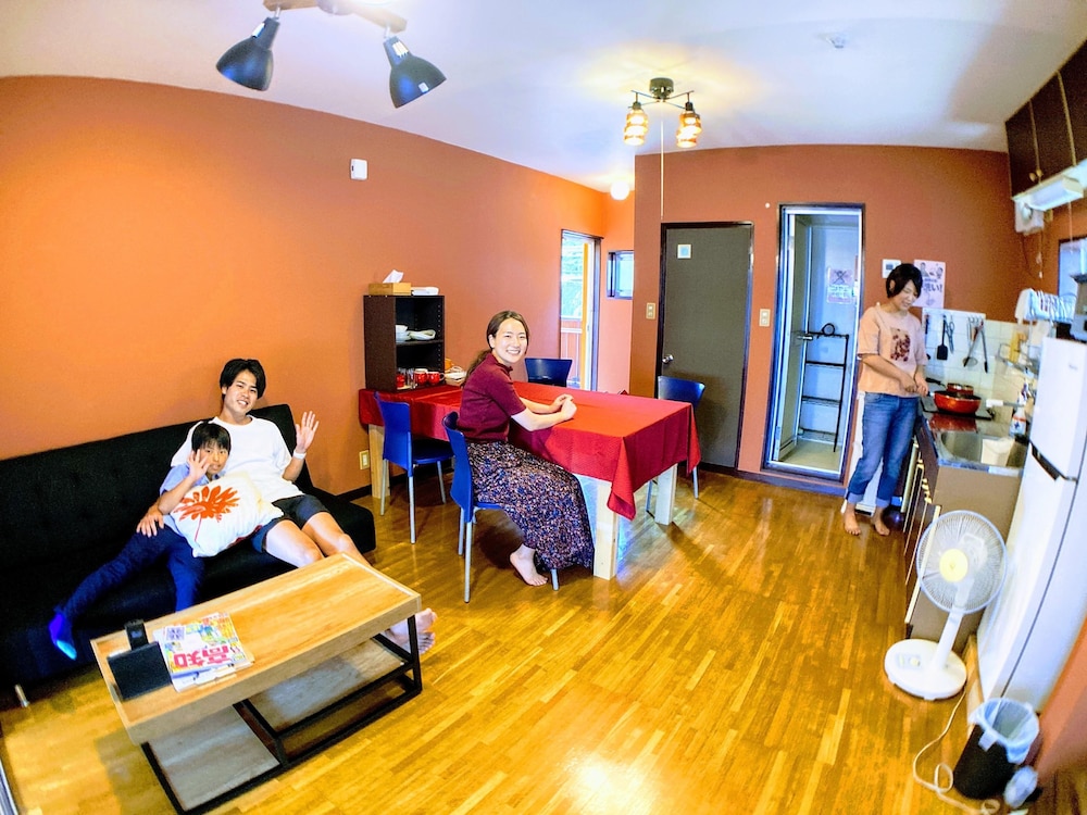 ルルル あたご館 高知