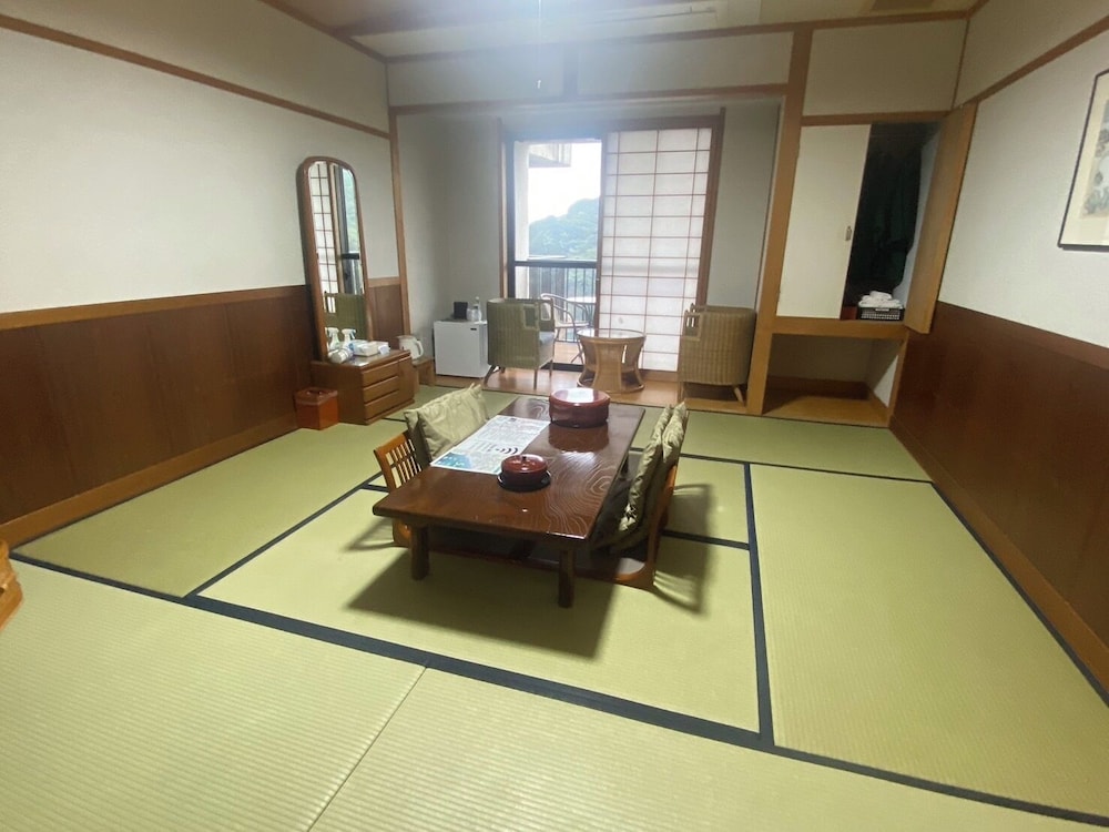 ホテル ベルリーフ 大月 高知