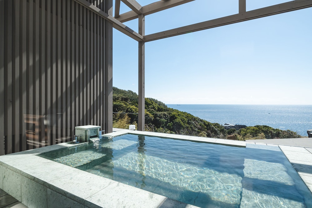 THEMANA VILLAGE 高知