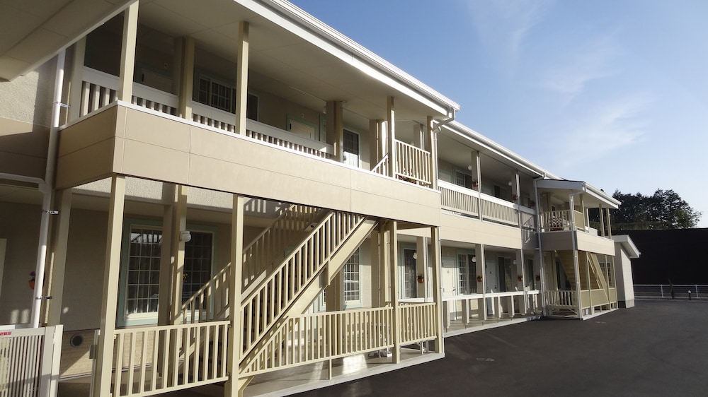 ファミリーロッジ旅籠屋・四万十店 高知