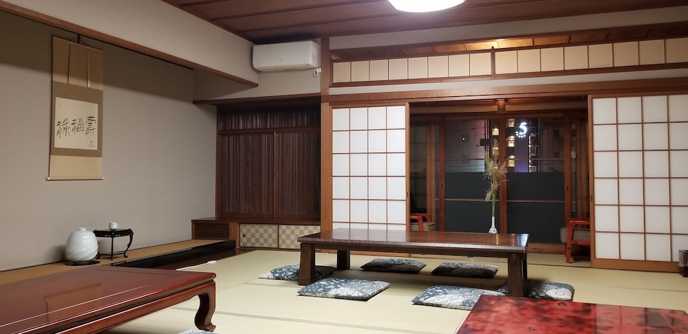 どうごや 松山