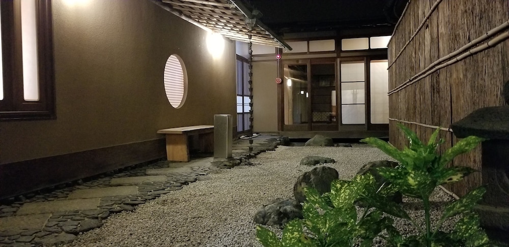どうごや 松山
