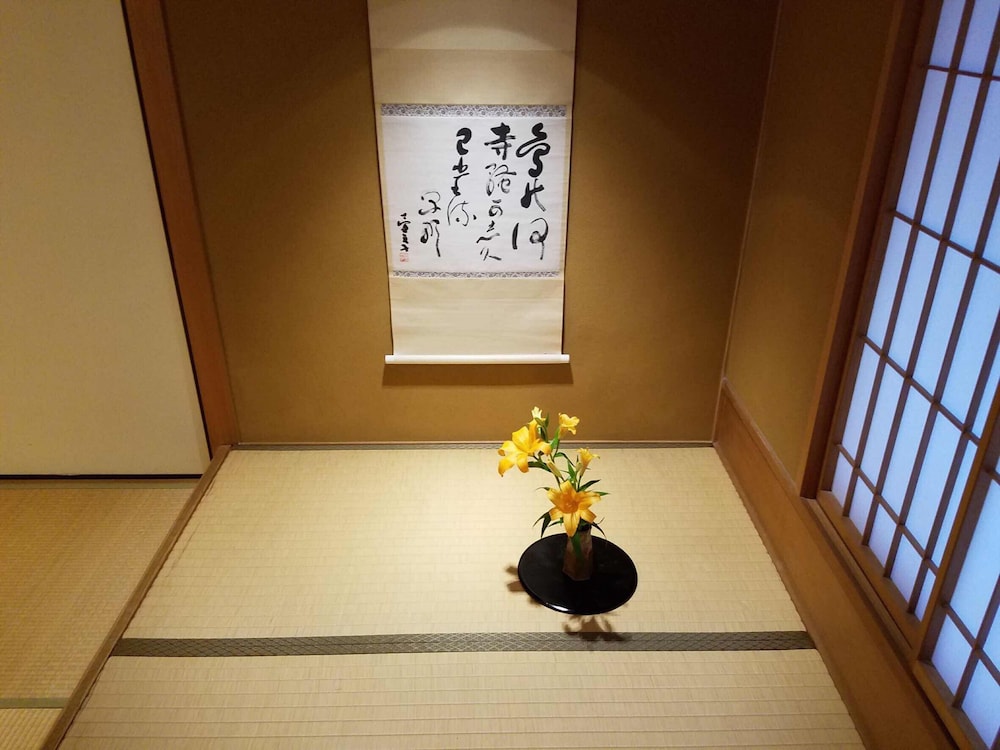 大和屋本店 松山