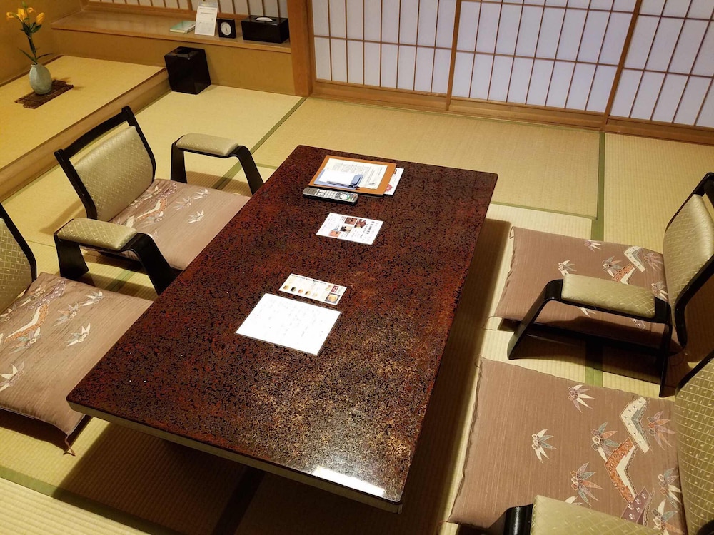 大和屋本店 松山