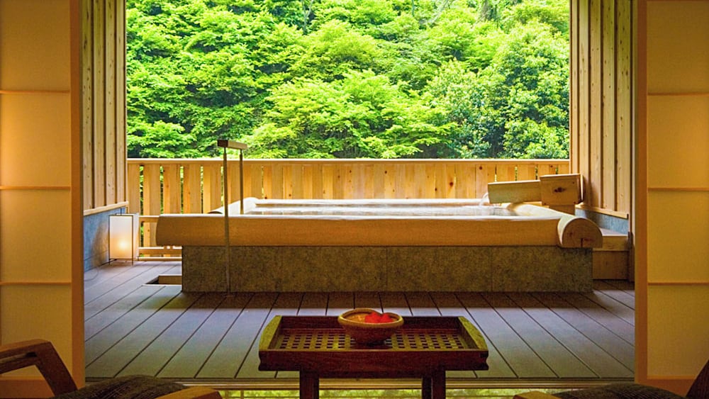 奥道後　壱湯の守 松山
