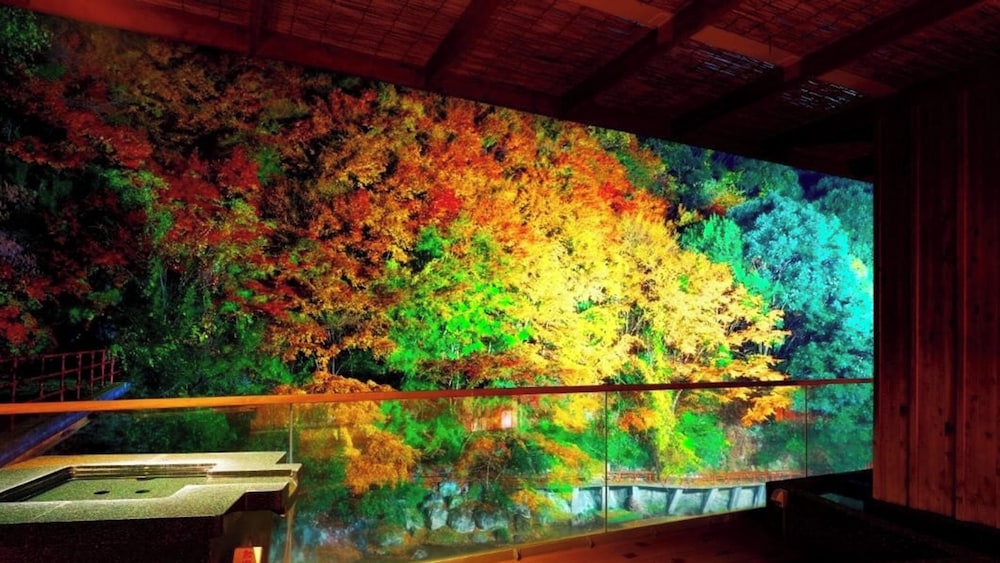 奥道後　壱湯の守 松山