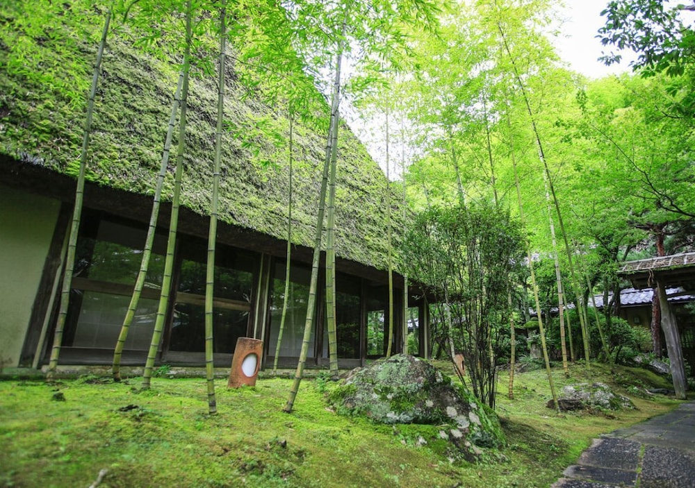 奥道後　壱湯の守 松山