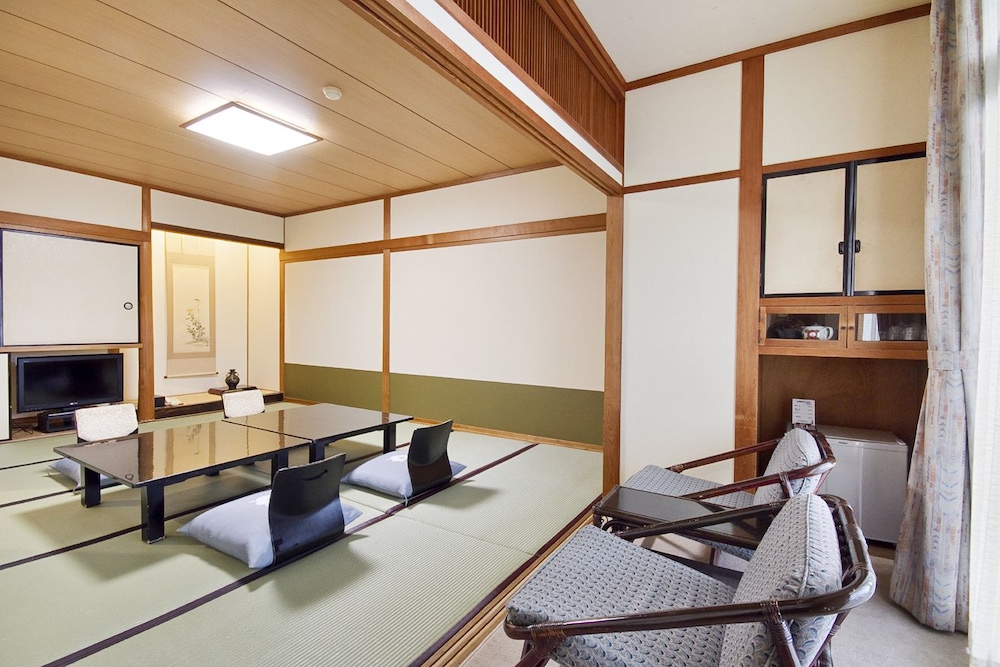 道後 温泉 ホテル 椿館 松山
