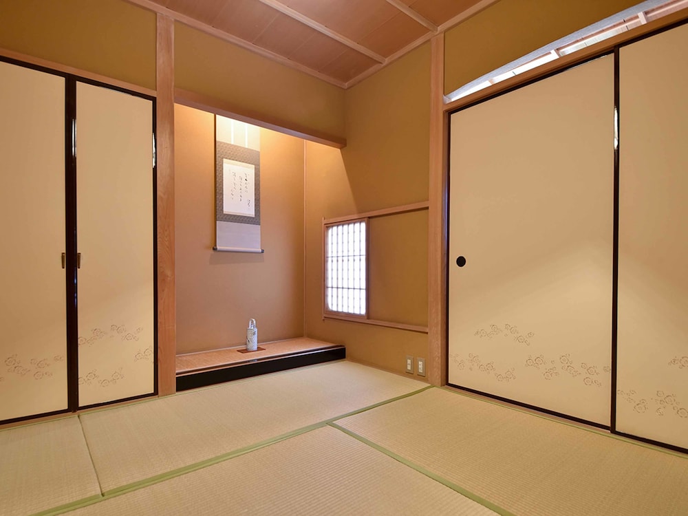 大和屋別荘 松山