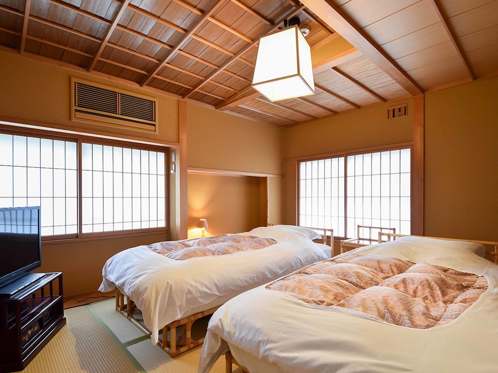 大和屋別荘 松山