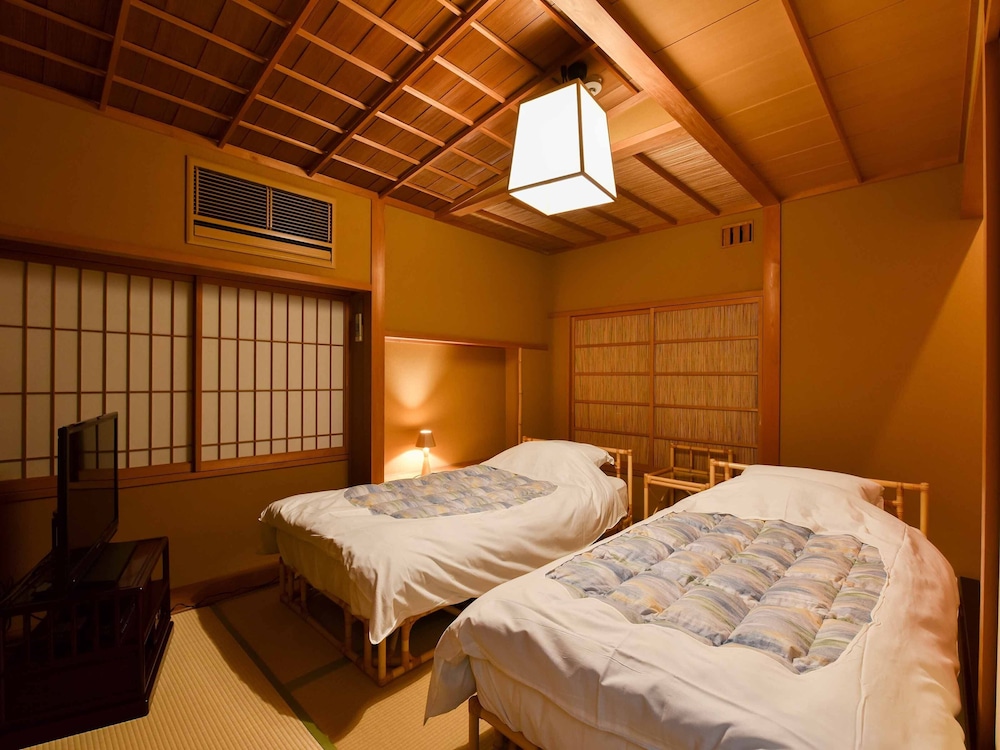 大和屋別荘 松山