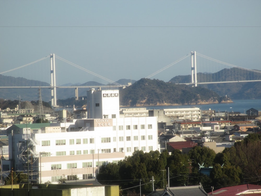 ホテルクラウンヒルズ今治 松山