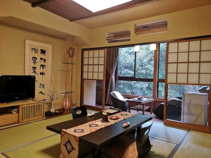 鈍川温泉 美賀登 松山