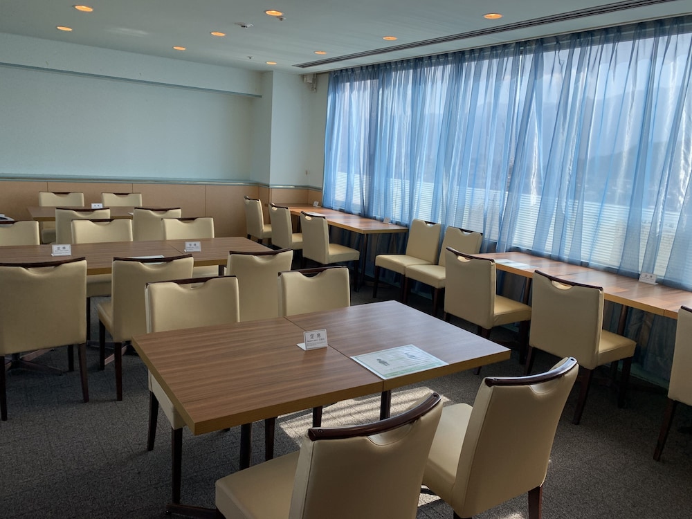 リーガロイヤルホテル新居浜 松山