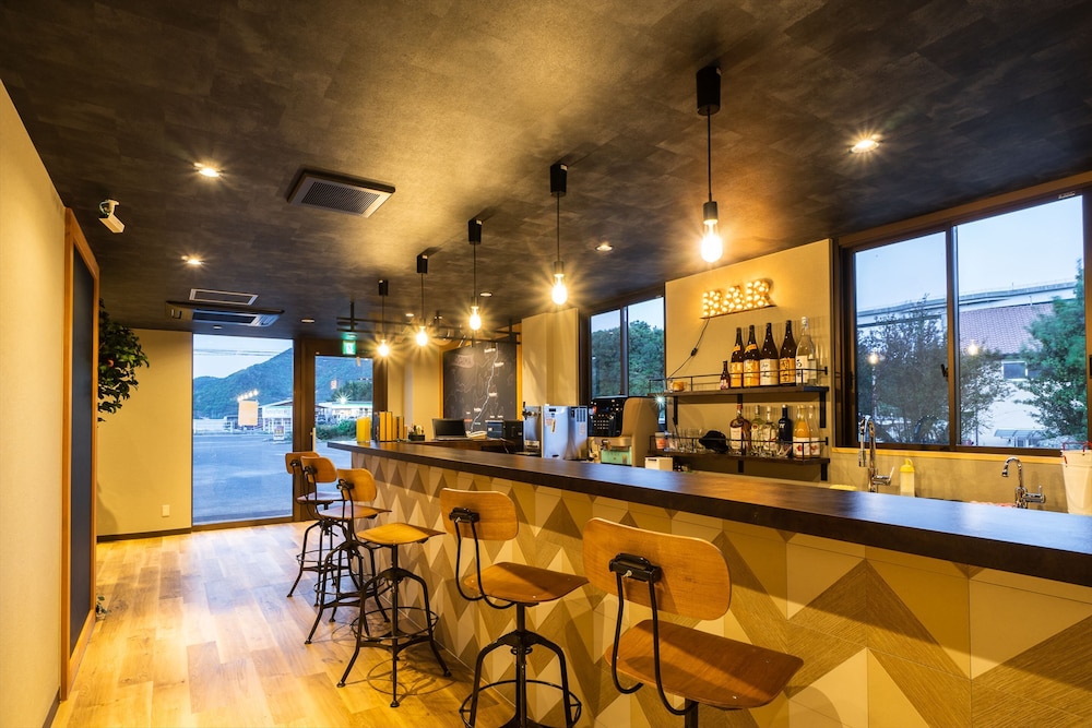 I-LINK ホステル & カフェ しまなみ 松山