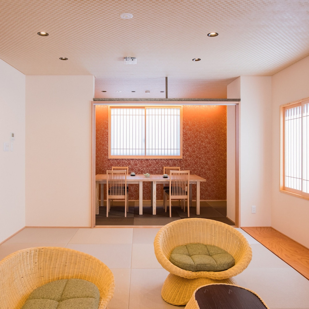 道後温泉 八千代 松山