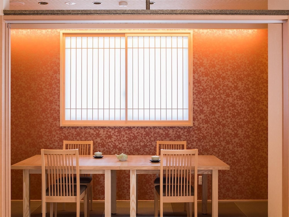 道後温泉 八千代 松山