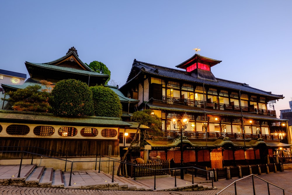 天然温泉　松山ニューグランドホテル 松山