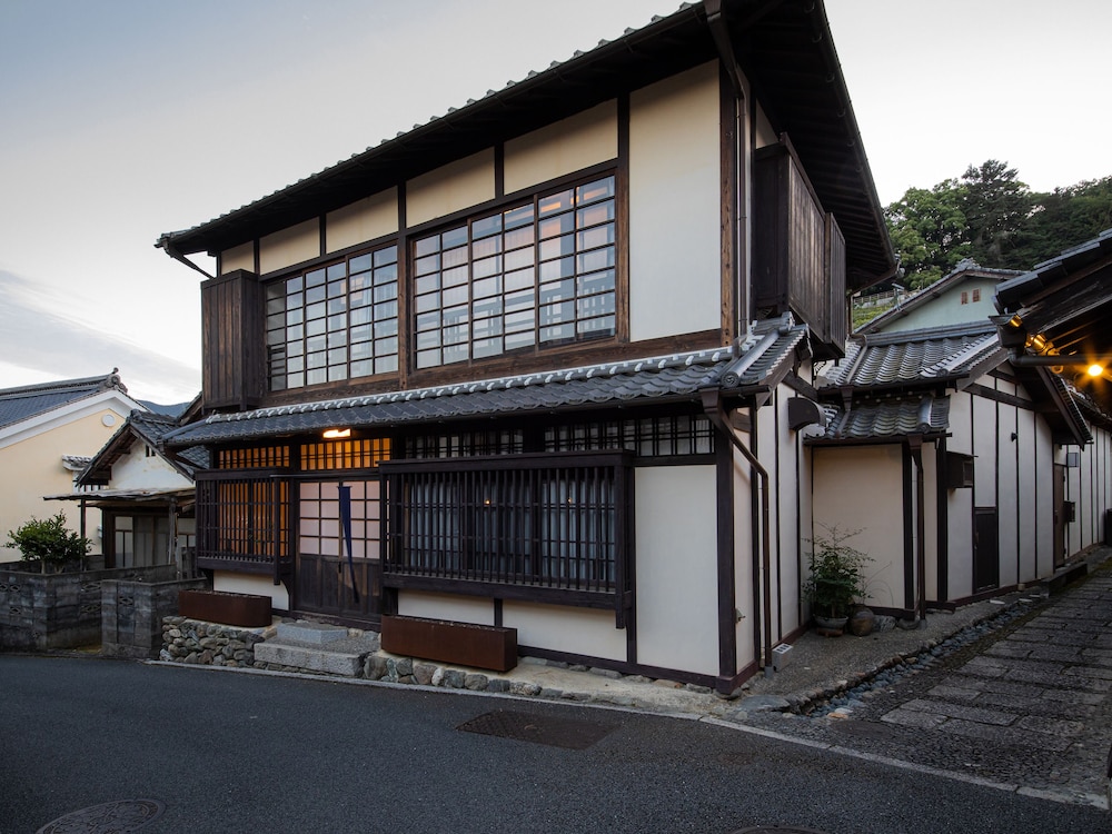 内子の宿 織 松山