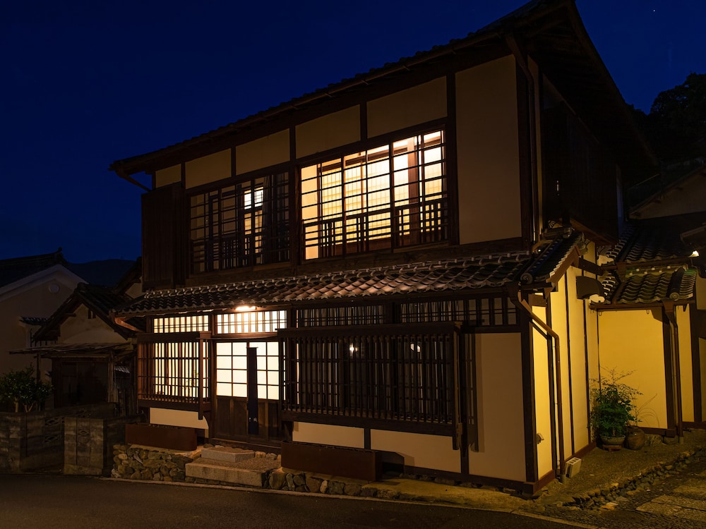 内子の宿 織 松山