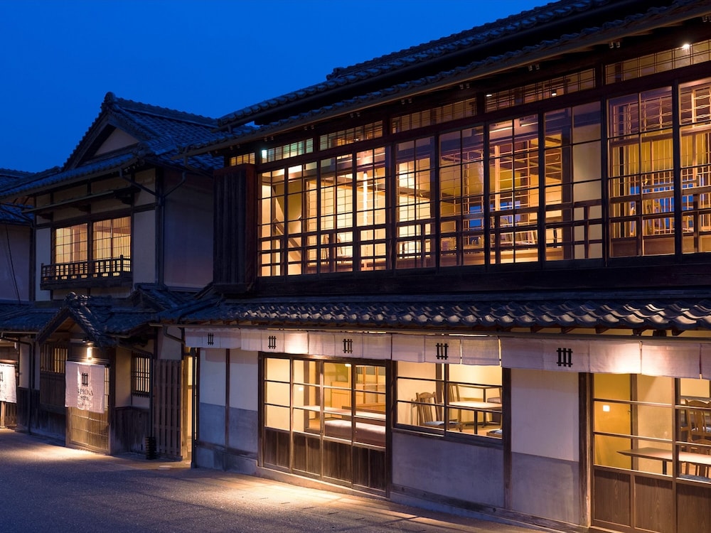 NIPPONIA HOTEL 大洲 城下町 松山
