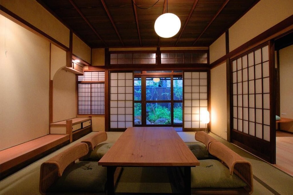 NIPPONIA HOTEL 大洲 城下町 松山
