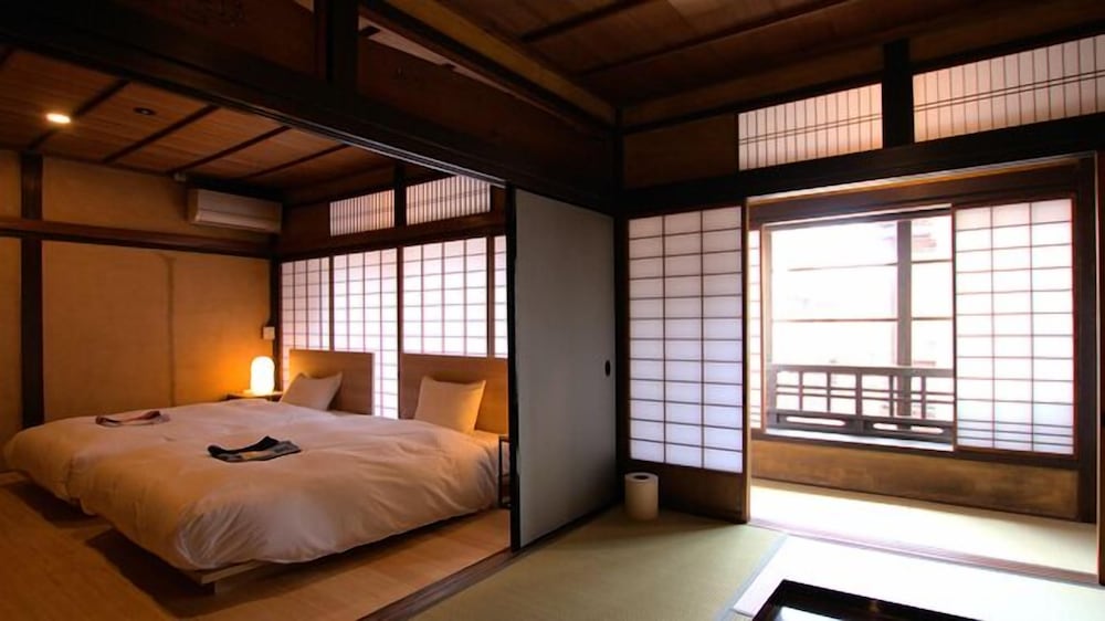 NIPPONIA HOTEL 大洲 城下町 松山