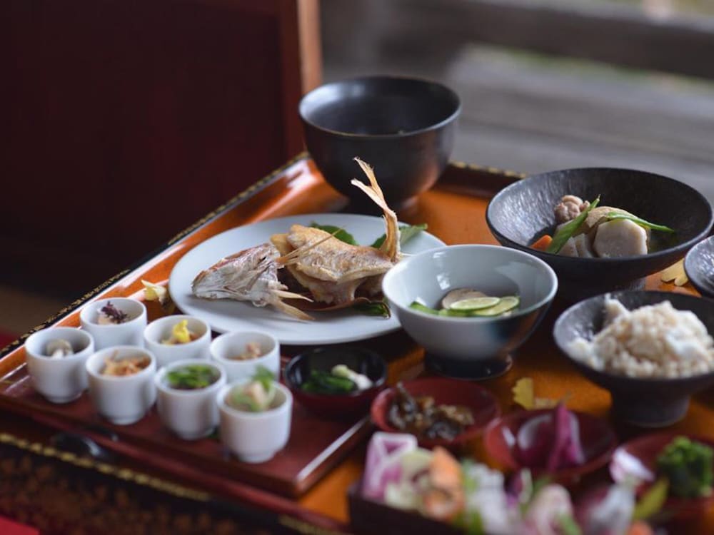 NIPPONIA HOTEL 大洲 城下町 松山