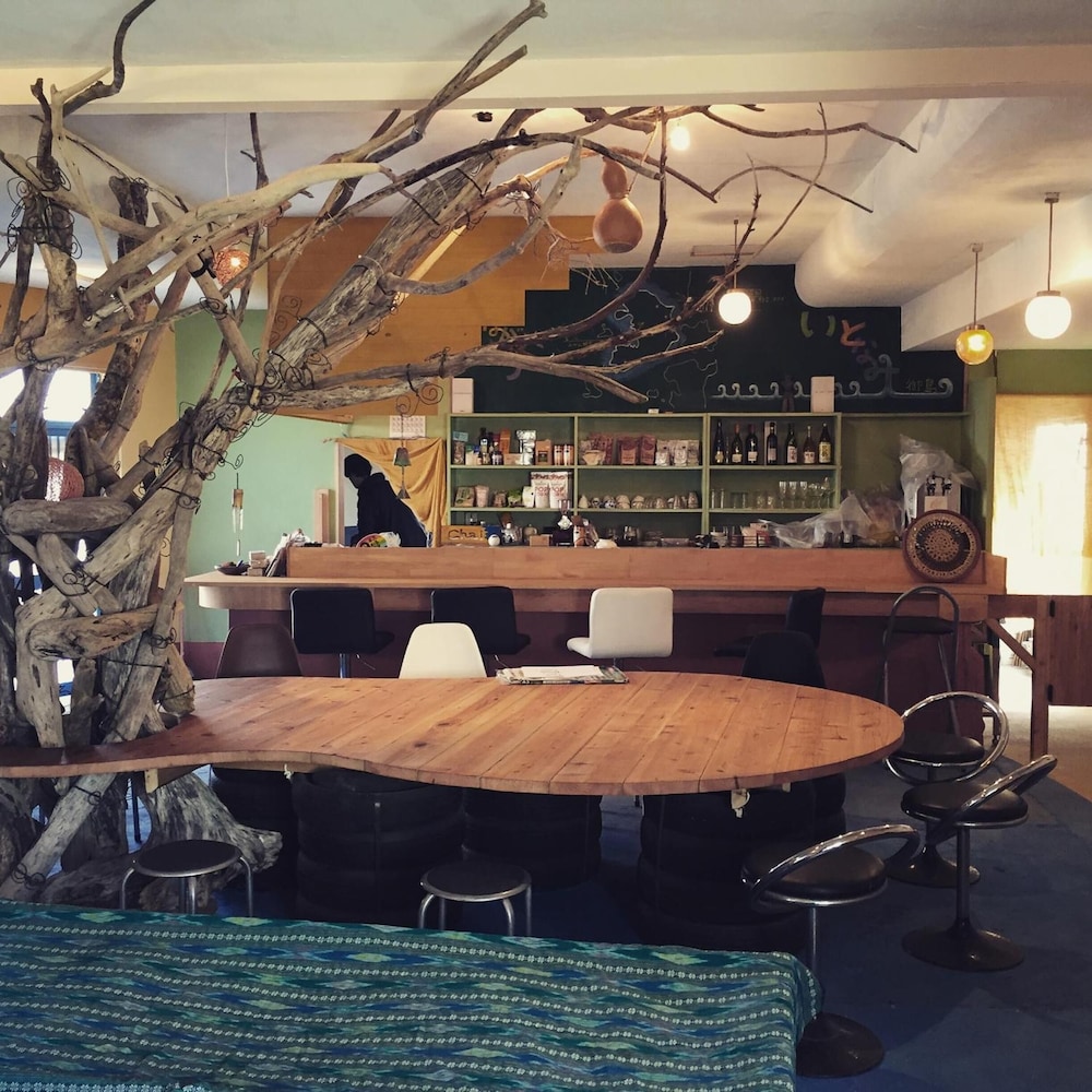 オーガニックゲストハウス & カフェ OHANA IN 御島 松山