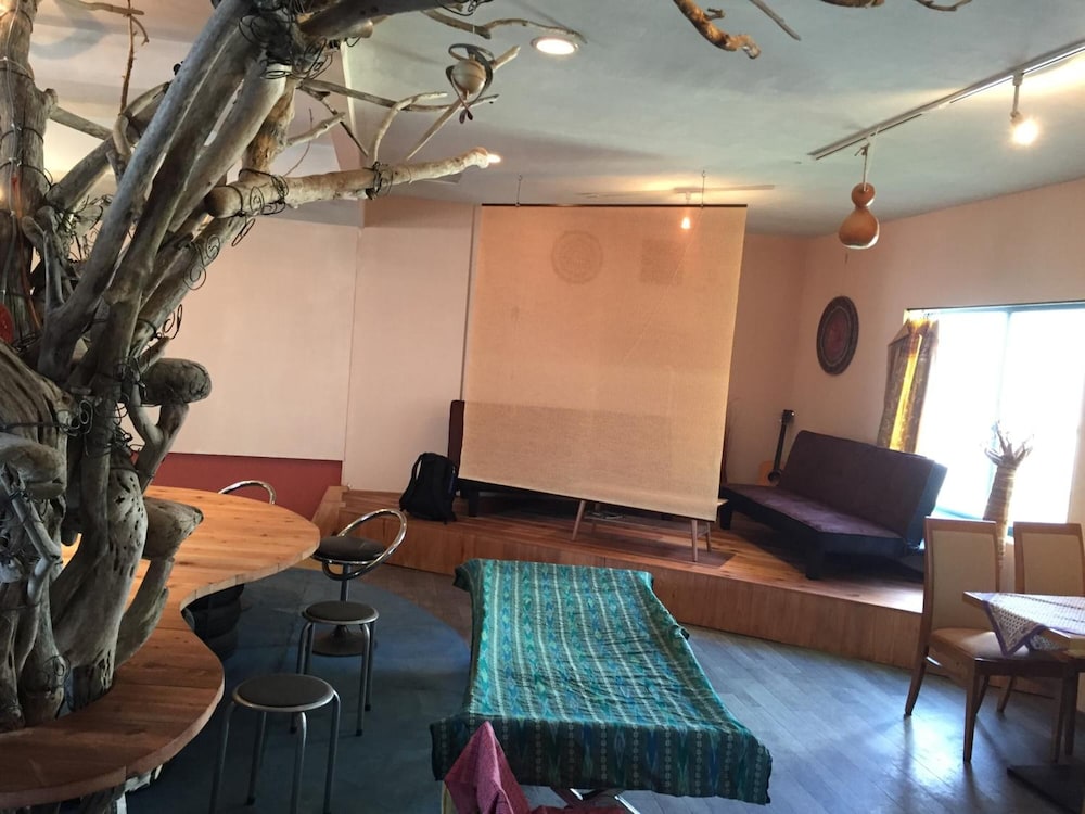 オーガニックゲストハウス & カフェ OHANA IN 御島 松山