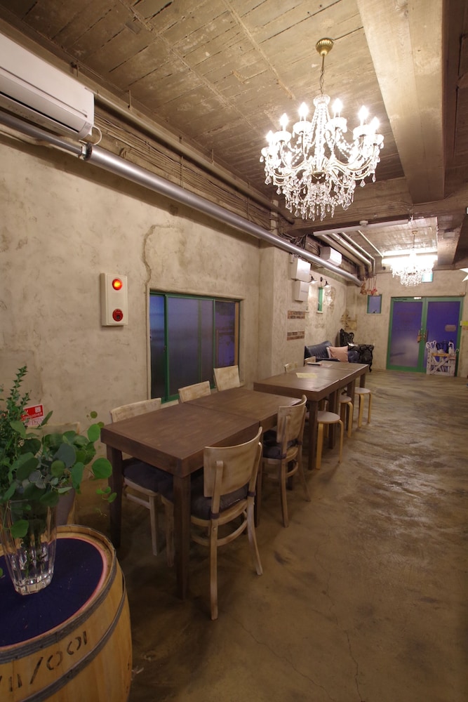 シナモンゲストハウス 道後 松山