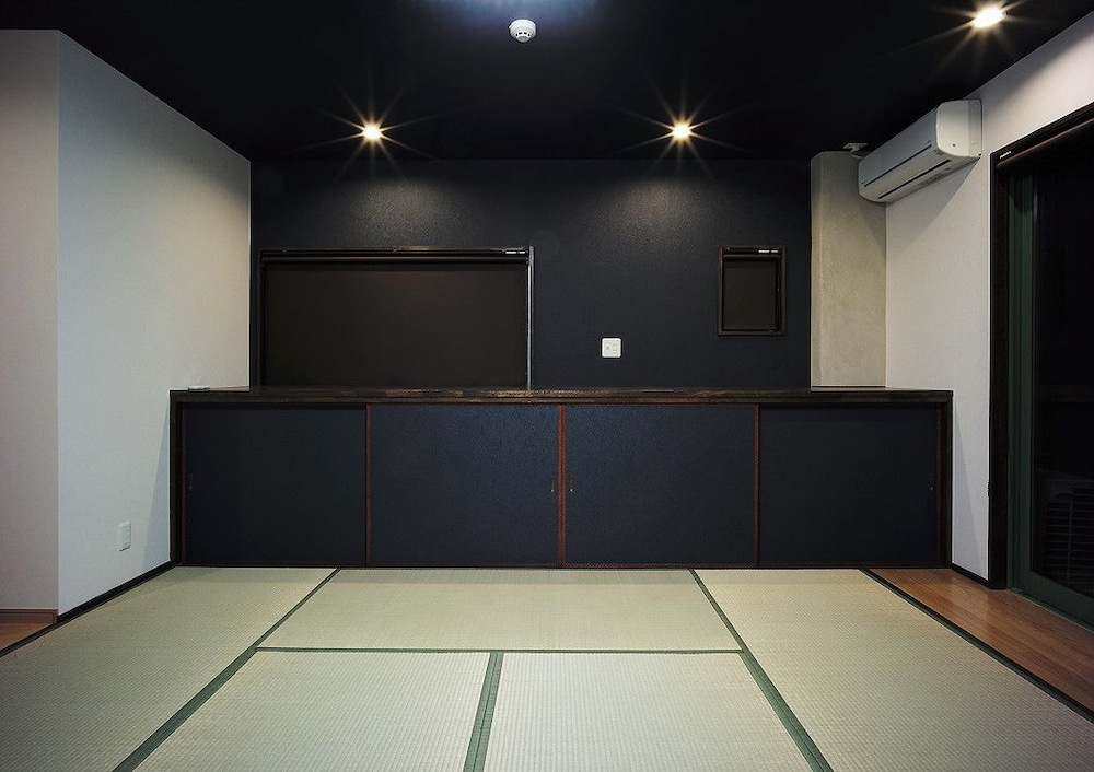 シナモンゲストハウス 道後 松山