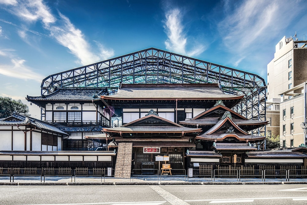 レフ松山市駅 BY ベッセルホテルズ 松山