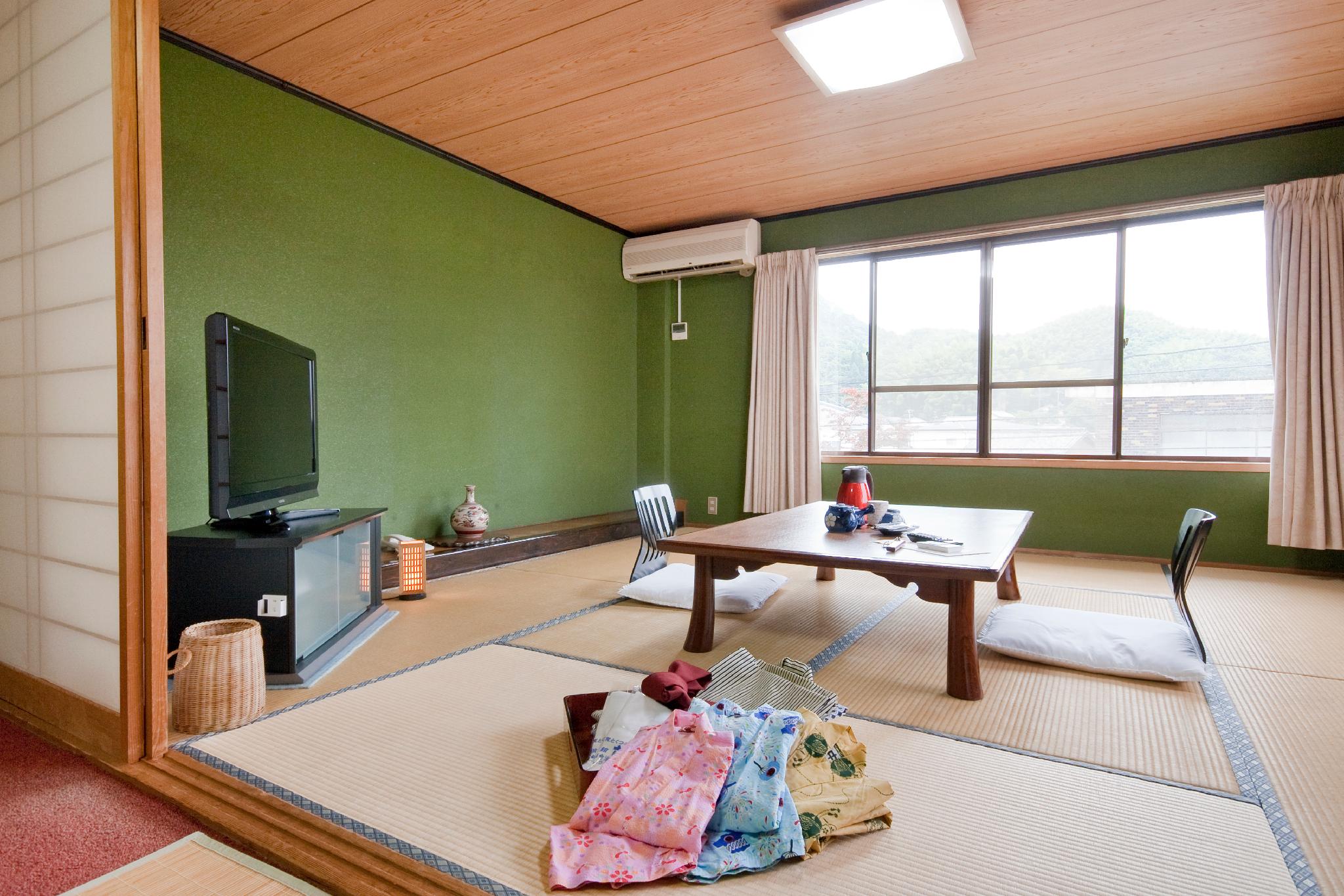 旅館　さわき 松山