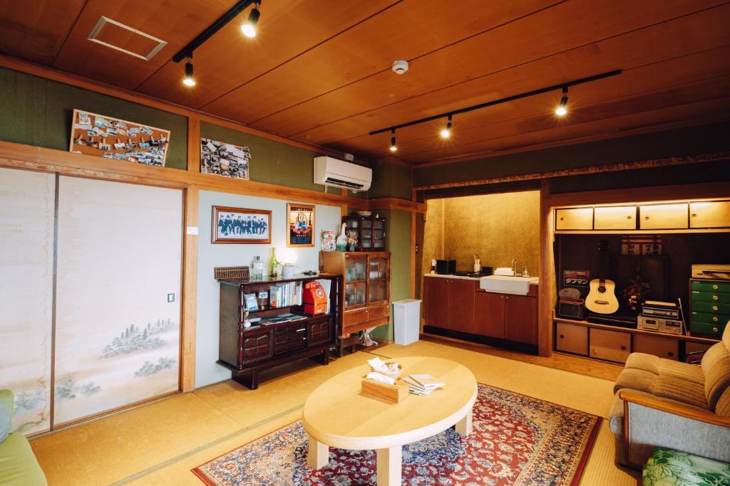 海に恋する泊まれる喫茶店 ポパイ 松山