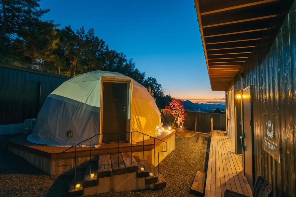 private your resort ITTEKURAi 松山 松山