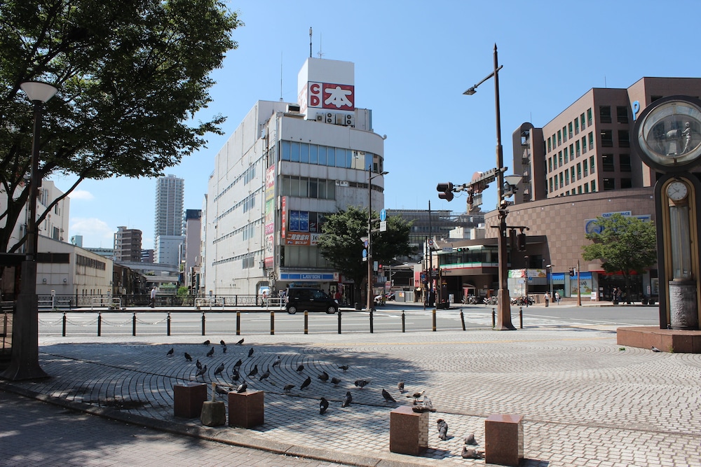 HOSTEL AND DINING TANGA TABLE 北九州