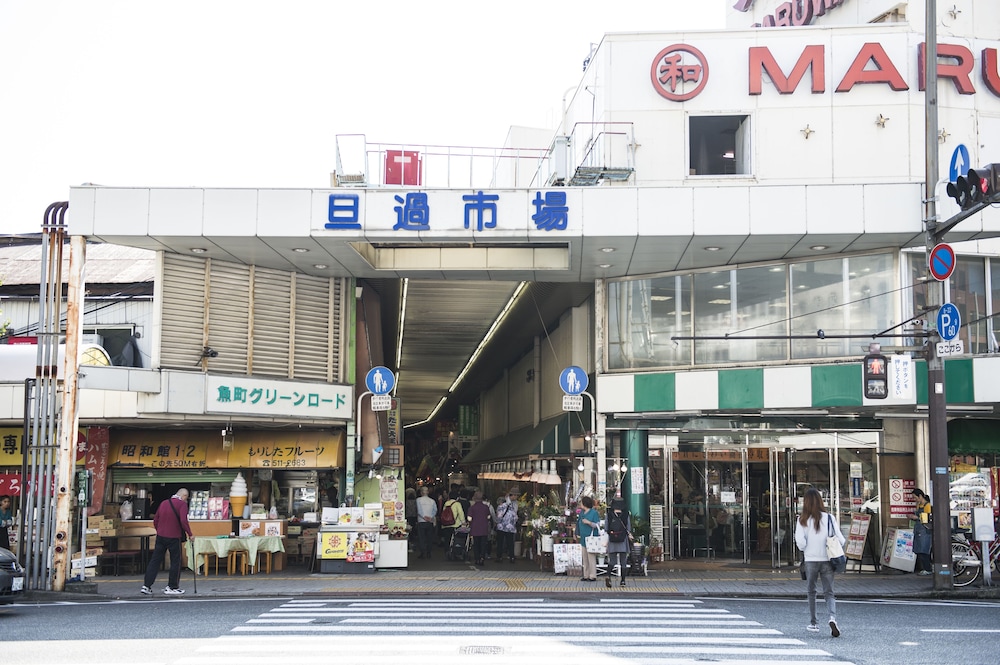 HOSTEL AND DINING TANGA TABLE 北九州