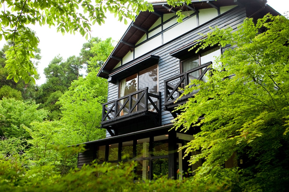 FOREST INN BORN 大分