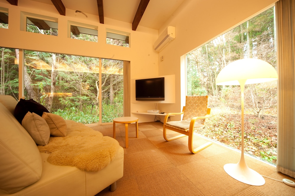 FOREST INN BORN 大分