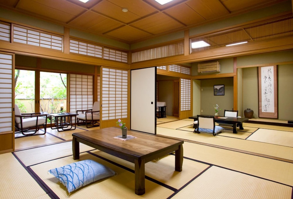 湯布院 山灯館 大分