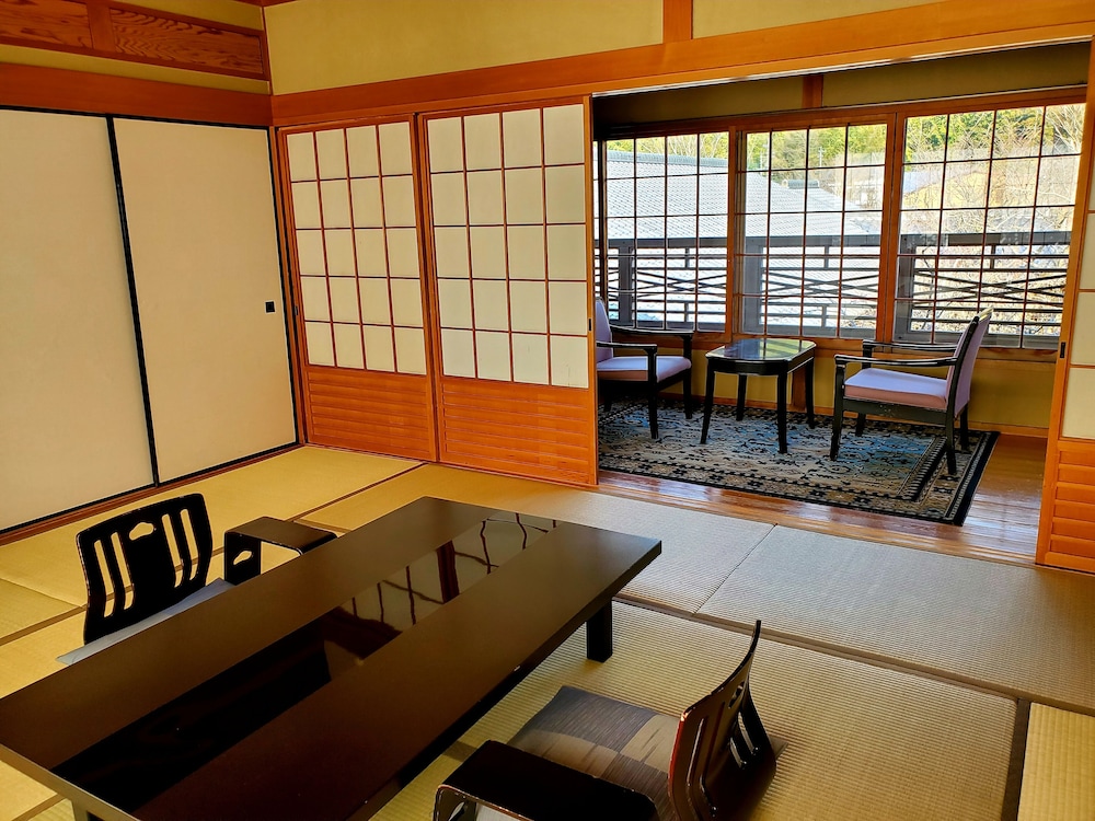 湯布院 山灯館 大分