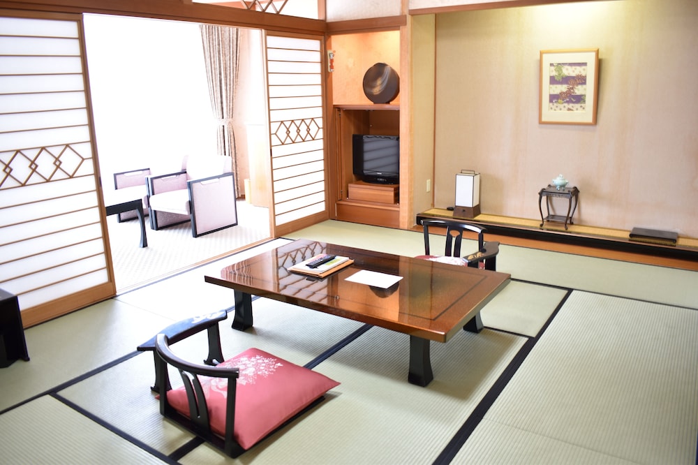由布院 ことぶき 花の庄 大分