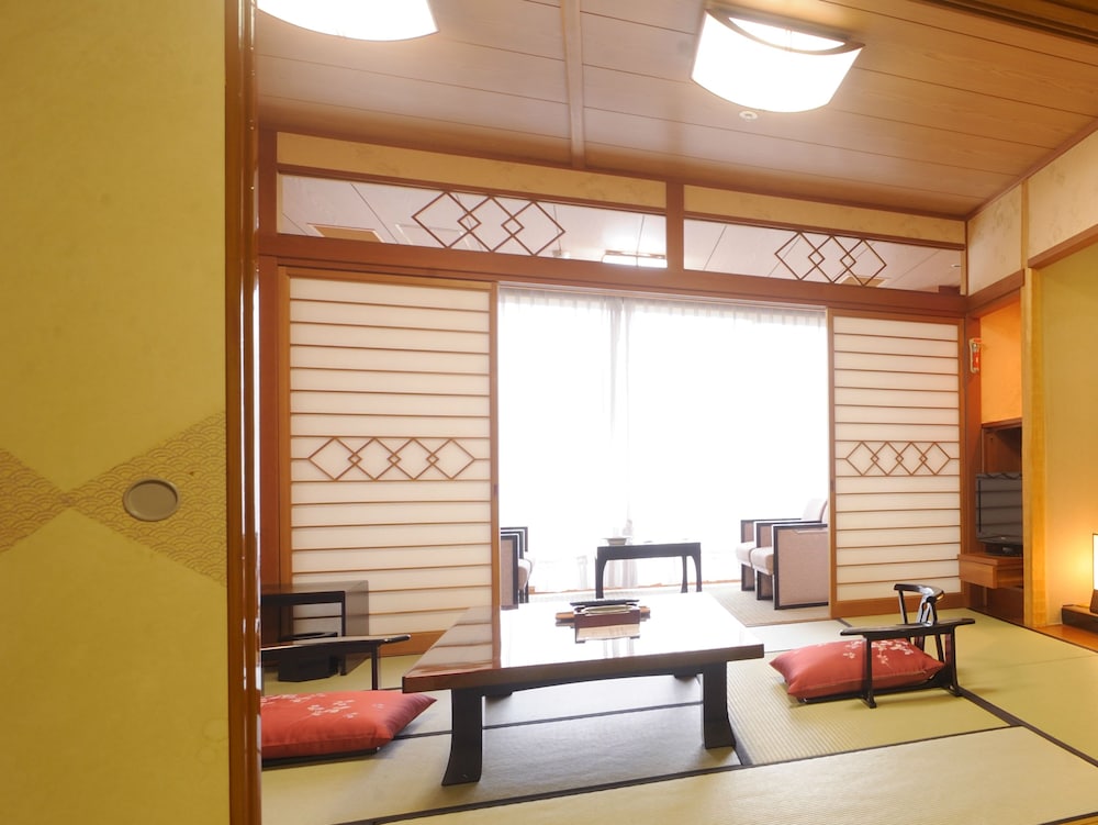 由布院 ことぶき 花の庄 大分