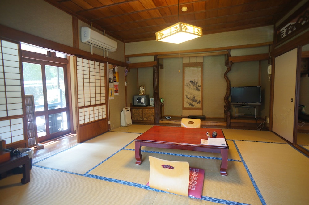 清流とほたるの宿 高尾荘 大分