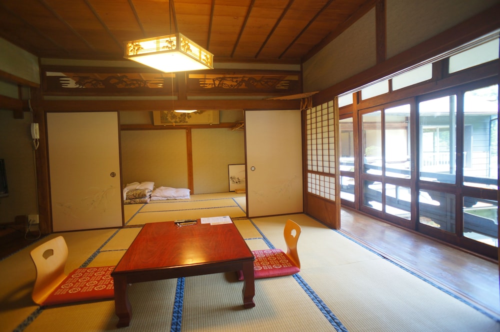 清流とほたるの宿 高尾荘 大分